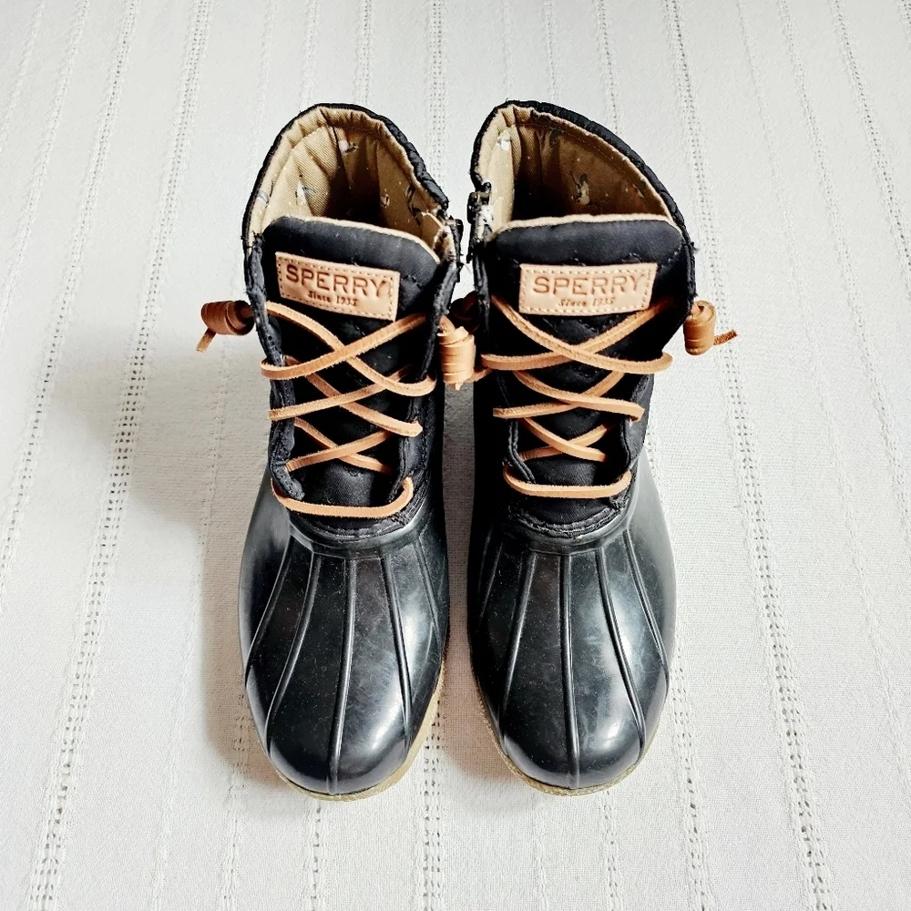 Sperry Top-Sider Saltwater Quilted Duck Boot Rain Shoes Black Leather Laces 6.5